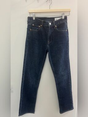 GAP Women’s 90’s Straight High Rise Jeans in Dark Wash